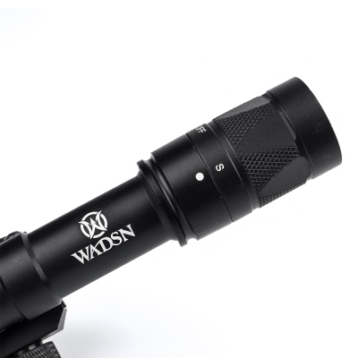                             Flashlight R600W, strobe                        