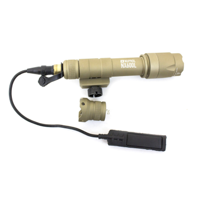                             Tactical weapon flashlight, 600L - Tan                        