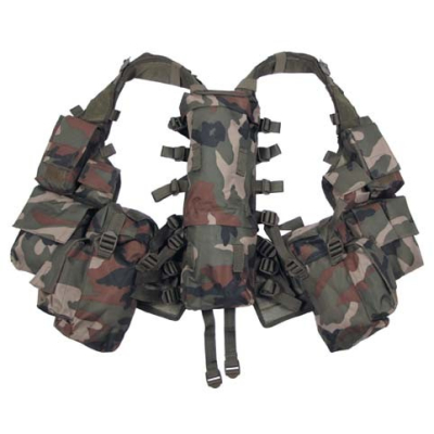 MFH Tactical vest, woodland, with various pockets                    