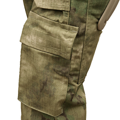                            SA Combat kompletní uniforma s chrániči - AT-FG                        